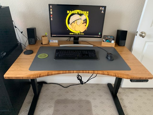 Standing Desk Mat by UPLIFT Desk