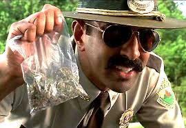 cop_selling_pot.jpg