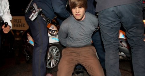justin-bieber-arrested.jpg