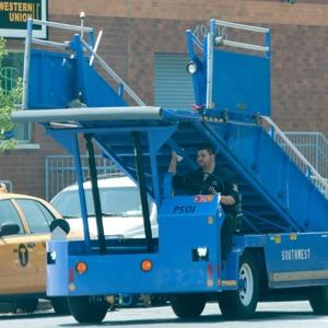 2stairtruck.jpg